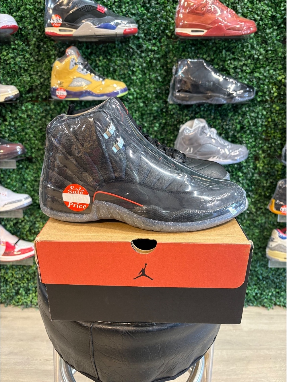 Jordan 12 “Utility” - Picture 3 of 5